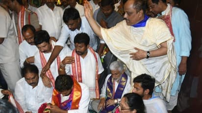 బెజవాడ దుర్గమ్మను దర్శించుకున్న జగన్ (ఫోటోలు)