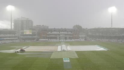 തോരാമഴ, ഇന്ത്യ-ന്യൂസിലൻഡ് മത്സരം ഉപേക്ഷിച്ചു