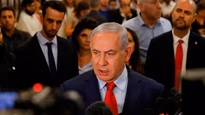 Israeli President Herzog officially invites former PM Benjamin Netanyahu to form new government