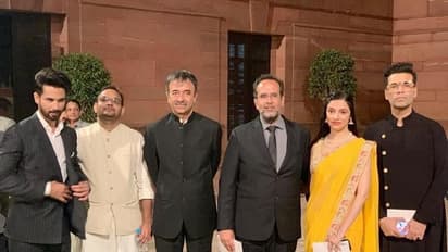 PM के शपथ ग्रहण समारोह में साथ नजर आए बॉलीवुड सितारे, कंगना और करण का हुआ सामना