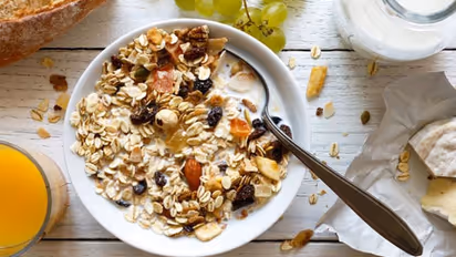 അമിതവണ്ണം കുറയ്ക്കാൻ ഓട്സ്; കഴിക്കേണ്ട വിധം ഇങ്ങനെ