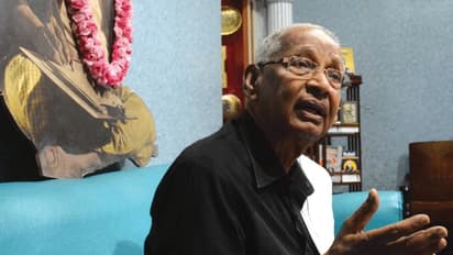 கொள்ளிக் கட்டையால் தலையை சொரிந்துவிடுவதா..? வேளாண் மசோதா விவகாரத்தில் பாஜக-அதிமுகவை தெறிக்கவிட்ட கி.வீரமணி..!