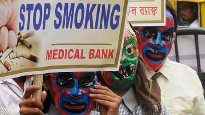 ভয়ঙ্কর তথ্য বিশ্ব স্বাস্থ্য সংস্থার রিপোর্টে, প্রতিবছর ৬৫ হাজার শিশুর মৃত্যুর কারণ ধূমপান