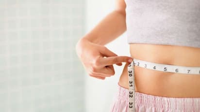 বাড়ছে তল পেটের মেদ, রইল কমিয়ে ফেলার সহজ উপায়