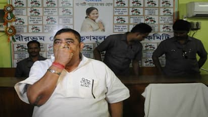 চড়া সুগার, প্রেসার, এসএসকেএমে ভর্তি তৃণমূল নেতা অনুব্রত মণ্ডল