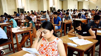 Revolutionary move by Kerala; menstruation and maternity leave for girl students in all universities