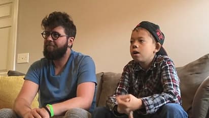 വൃക്കമാറ്റ ശസ്ത്രക്രിയ വേഗം നടക്കാൻ വേണ്ടി വിദ്യാർത്ഥിയെ ദത്തെടുത്ത് അദ്ധ്യാപകൻ