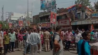 তৃণমূলের বৈঠকে জয় শ্রীরাম স্লোগান, বাধা দিল পুলিশ, কাঁচরাপাড়ায় চরম উত্তেজনা