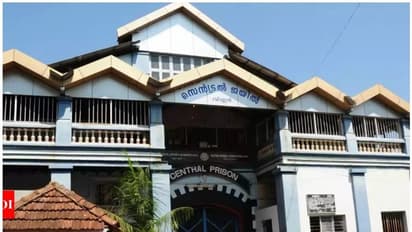 പോപ്പുലർ ഫ്രണ്ട് നേതാവിന് ജയിലിലേക്ക് സിം കാര്‍ഡ് എത്തിച്ചു; കുടുംബാംഗങ്ങള്‍ക്കെതിരെ കേസ്