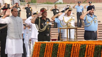 रक्षा मंत्री के तौर पर पहले दौरे में दुनिया के सबसे ऊंचे युद्धक्षेत्र जा रहे राजनाथ