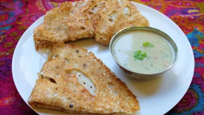 'റവ ദോശ' തയ്യാറാക്കാം