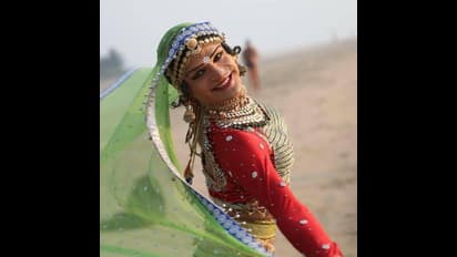 ಭೀಕರ ಅಪಘಾತ: ಜಾನಪದ ನೃತ್ಯ ಕಲಾವಿದನ ದುರ್ಮರಣ!