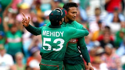 কিংবদন্তি অলরাউন্ডারদের এলিট ক্লাবে সাকিব! বিশ্বকাপে নেমেই বিরল রেকর্ড