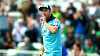 পাকিস্তানি সমর্থকদের চুপ করিয়ে দিলেন ওকস! কীভাবে জানেন, দেখুন ভিডিও