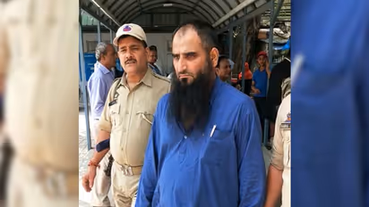 Amit Shah separates separatists from Kashmir; Masarat joins Yasin, Asiya and Shabbir in Tihar