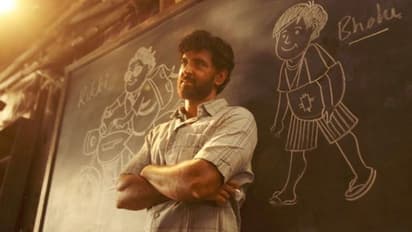 Super 30 actor Hrithik Roshan gets emotional, thanks his teachers