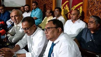 ಮುಸ್ಲಿಂ ಕಿರಕುಳ ಖಂಡಿಸಿ 9 ಸಚಿವರಿಂದ ರಾಜೀನಾಮೆ