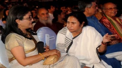 মমতা নিজেই নিজের কবর খুঁড়ছেন! অপর্ণা সেন মুখ্যমন্ত্রীকে কী পরামর্শ দিলেন