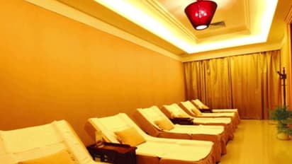 রাসবিহারীতে মধুচক্র! আপত্তিকর অবস্থায় ১০ জনকে হাতেনাতে ধরল পুলিশ