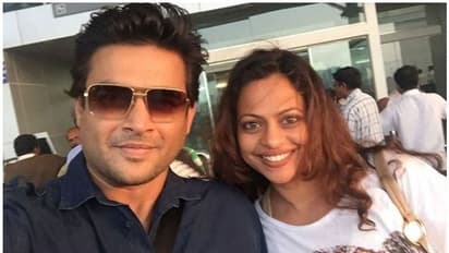 വിവാഹവാര്ഷിക ദിനത്തില് മാധവന്റെ പ്രണയസന്ദേശവും സെല്ഫിയും!