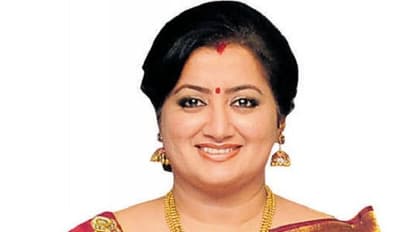 ಬಿಎಸ್ ವೈ, ಮೋದಿ ಜೊತೆಗೆ ಸುಮಲತಾ! ಬಿಜೆಪಿಗರಿಂದ ಅದ್ಧೂರಿ ಸ್ವಾಗತ