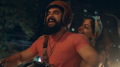 പ്രണയാര്ദ്രരായി ടൊവിനോയും അഹാനയും; രസിപ്പിച്ച് ലൂക്കയുടെ സോംഗ് ടീസര്