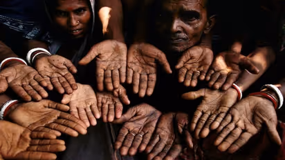 আনাহারে মৃত্যুর দাবি পরিবারের, দায় এড়াতে অন্য তথ্য ঝাড়খণ্ড সরকারের