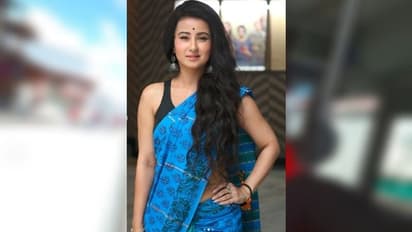 বৃষ্টিভেজা কোমরের ভাঁজেই ঝড় উঠল নেটদুনিয়ায়, মুহূর্তে ভাইরাল মনামীর এই নাচ