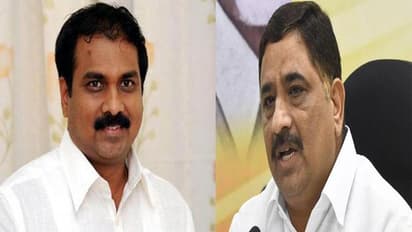 చంద్రబాబు కొలువులో ఓ జర్నలిస్ట్: ఇప్పుడు జగన్ కొలువులో మరో జర్నలిస్ట్