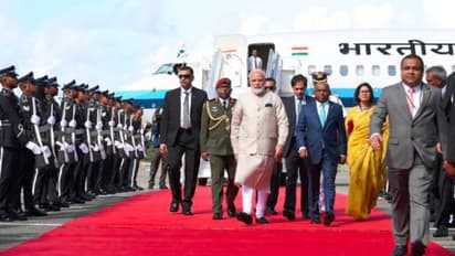 ক্রিকেটের দৌত্যে মলদ্বীপকে কাছে টানার চেষ্টায় মোদী