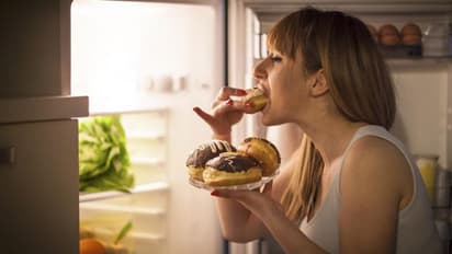 രാത്രിയിൽ ഒഴിവാക്കേണ്ട പ്രധാനപ്പെട്ട 5 ഭക്ഷണങ്ങൾ