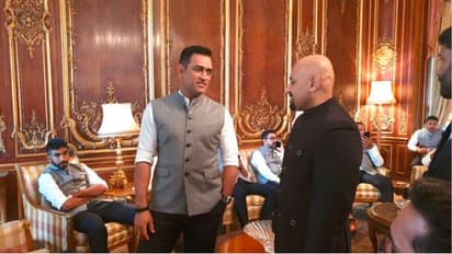 ম্যাচের ফাঁকেই লন্ডনে ভারতীয় হাইকমিশনারের বাড়িতে বিরাট বাহিনী