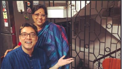 ভ্রমণ সেরেই ভুরিভোজ, পাত পেরে ছবি পোস্ট, জামাইষষ্ঠীতে অনুপম