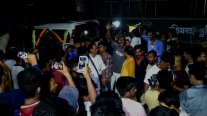 চিতা সাজিয়েও পিছিয়ে এল বিজেপি, সোমবার বসিরহাট বনধ