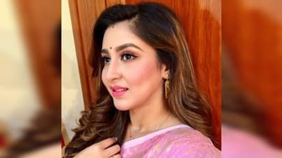 দিনের শেষে ঐন্দ্রিলার কবি প্রণাম, রবীন্দ্র জয়ন্তীতে কবিগুরুকে অভিনেত্রীর ভিন্ন শ্রদ্ধাজ্ঞাপন