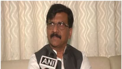 'മോദിയും അമിത് ഷായും യോഗിയുമാണ് ഞങ്ങളുടെ സുപ്രീംകോടതി'; ശിവസേന നേതാവ്