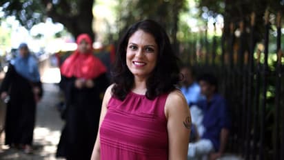 ഒടുവില് അച്ഛനെ എനിക്ക് തല്ലേണ്ടി വന്നു; ഒരു അമ്മയുടേയും മകളുടെയും അനുഭവം