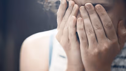 భూత వైద్యుడి రాసలీలలు: దెయ్యం వదిలిస్తానని యువతిపై అత్యాచారం