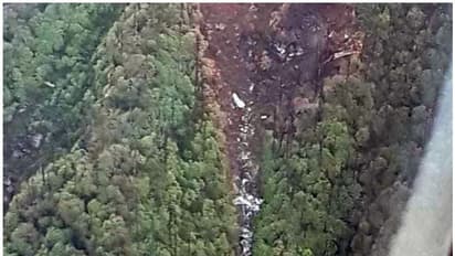 അരുണാചലിൽ തകർന്നു വീണ വിമാനത്തിന്റെ ആദ്യ ചിത്രങ്ങൾ പുറത്ത്, ഇന്നും തെരച്ചിൽ തുടരും