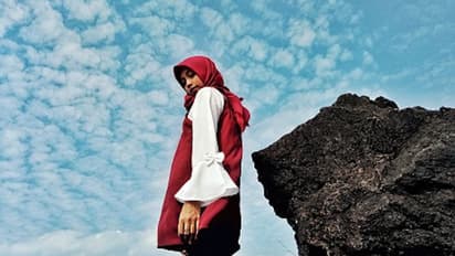 Muslim student in Kerala refuses to remove headscarf; issued transfer certificate