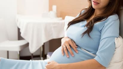 ఆపరేషన్ చేయించుకున్నా... గర్భం దాల్చిన మహిళ: భర్తకు భయపడి...