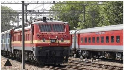 বাজেটে কী পাবে রেল, বড় বরাদ্দ হতে পারে লেভেল ক্রসিং আর ক্যামেরায়