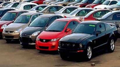 బీఎస్‌-6 వెహికల్స్‌పై భారీ ఇన్వెస్ట్‌మెంట్స్.. బట్ కంపెనీలే భరిస్తాయా?!