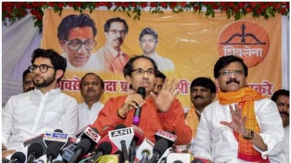 शिवसेना में शुरू हुई ‘भीतरी’ और ‘बाहरी’ की जंग