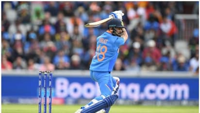 సచిన్ టెండూల్కర్ రికార్డును బద్దలు కొట్టిన కోహ్లీ