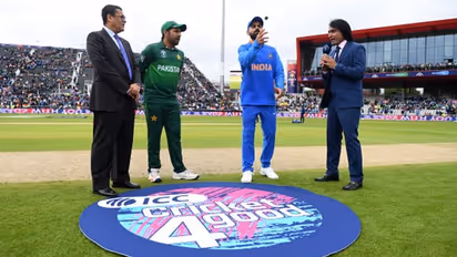 Pakistan's seventh World Cup loss leaves fans frustrated; Here are 10 epic tweets