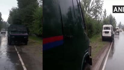 പുൽവാമയിൽ സൈനിക വ്യൂഹത്തിന് നേരെ ആക്രമണം; സൈനിക വാഹനം തകർന്നു; 8 പേർക്ക് പരിക്ക്