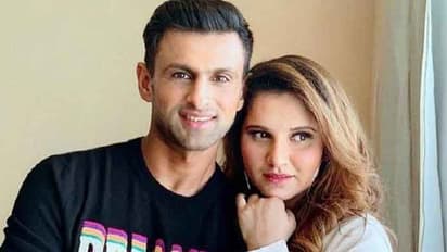 సానియా భర్త షోయబ్ వెకిలి చేష్టలు: ధోనీ ఫోటోతో వ్యాఖ్య