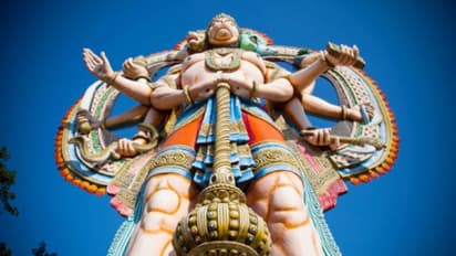 বজরঙ্গবলির আশীর্বাদ পেতে মঙ্গলবার এই জিনিসগুলি দান করুন