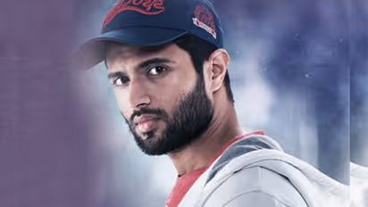 హుషారైన దర్శకుడు.. విజయ్ కోసం వెయిటింగ్